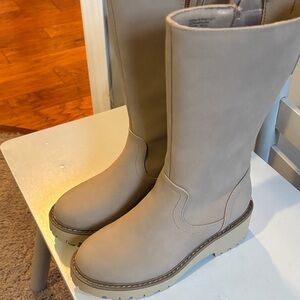 Sonoma Kids Beige Boots